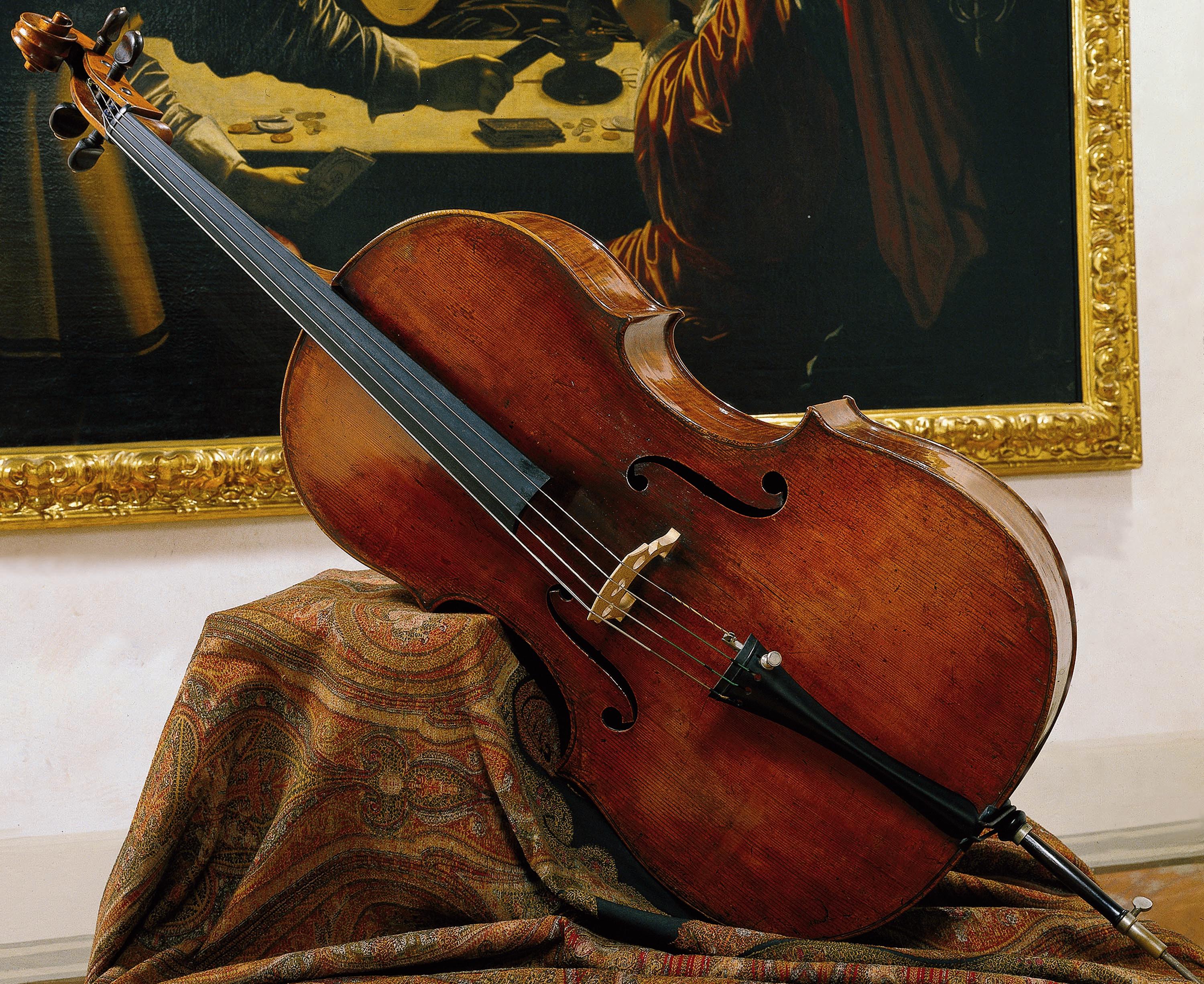 Музыкальные инструменты в классической музыке. Скрипка. Виолончель. Виолончель музыкальный инструмент. Старинная виолончель.